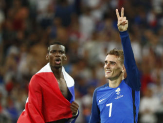 Report: Atletico's Griezmann keen on United move after contract talks